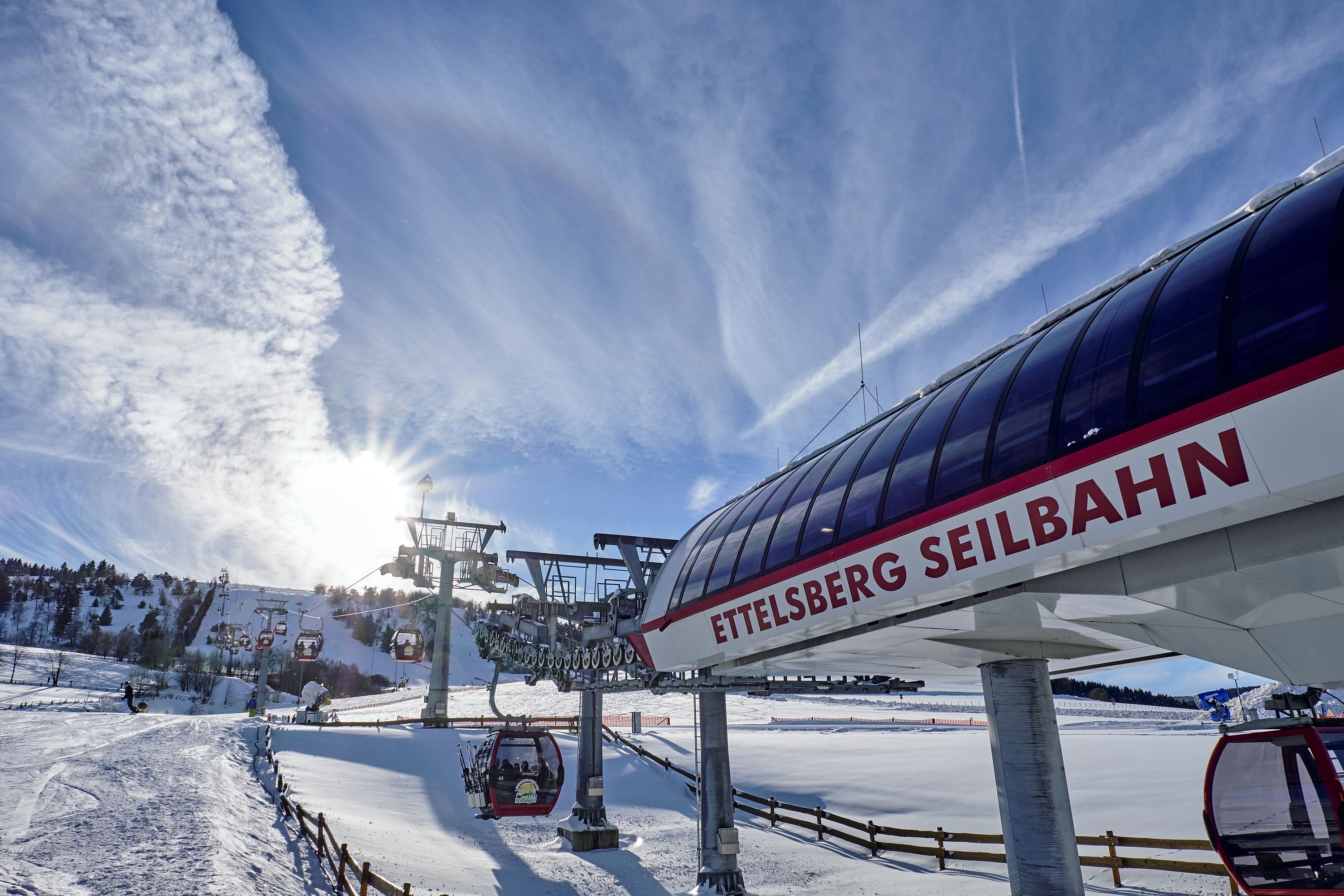 Talstation der Ettelsberg-Seilbahn im Winter