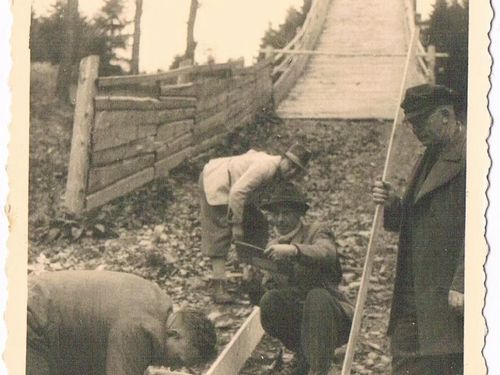 Bau der Anlaufspur am alten Anlaufturm der Mühlenkopfschanze