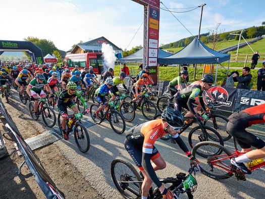 Start des Mountainbike-Marathons beim Bike-Festival Willingen 