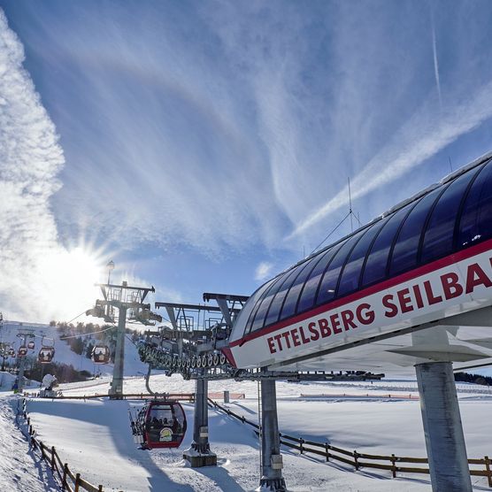 Talstation der Ettelsberg-Seilbahn im Winter