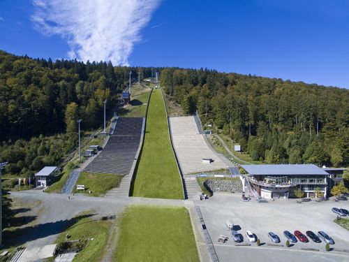 Blick von vorne auf die Mühlenkopfschanze